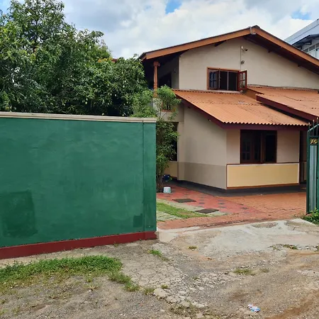 Ama Homestay Guest Colombo Rajagiriya Exterior photo